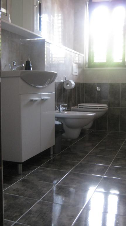 Apartments Grzunov 자다르 객실 사진