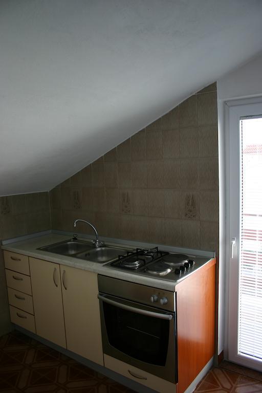 Apartments Grzunov 자다르 객실 사진